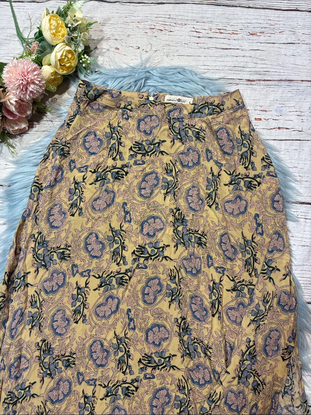 NWOT Natural Life Floral Butter Yellow Floral High Slit Maxi Skirt - Picture 5 of 9